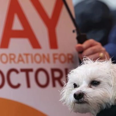 Médicos residentes na Inglaterra iniciam greve de cinco dias