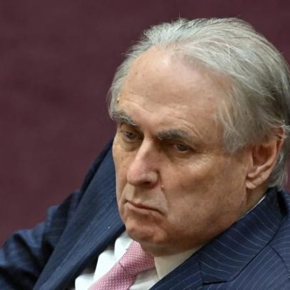Ministro do Trabalho Don Farrell gastou US$ 9 mil em viagens da família durante esportes e teatro