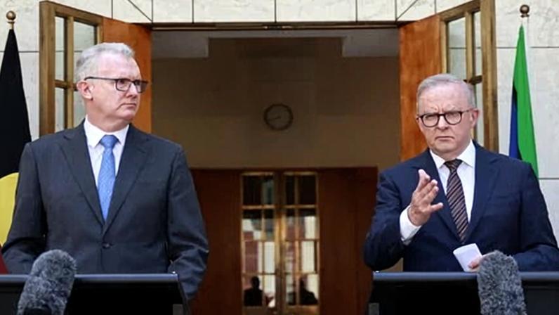 Novas leis de discurso de ódio vão ao limite constitucional, diz Tony Burke