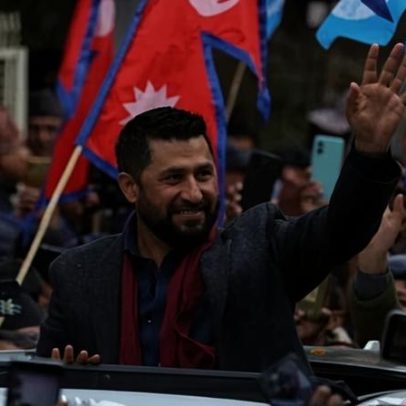 Apresentador de TV nepali e ex-rapper unem-se para eleição após revolta juvenil