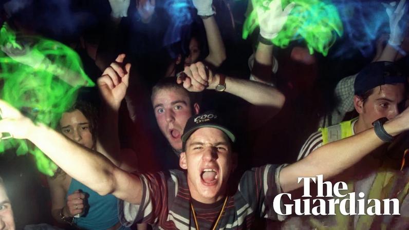 Sankeys, ícone da cena de Manchester, reabre suas portas