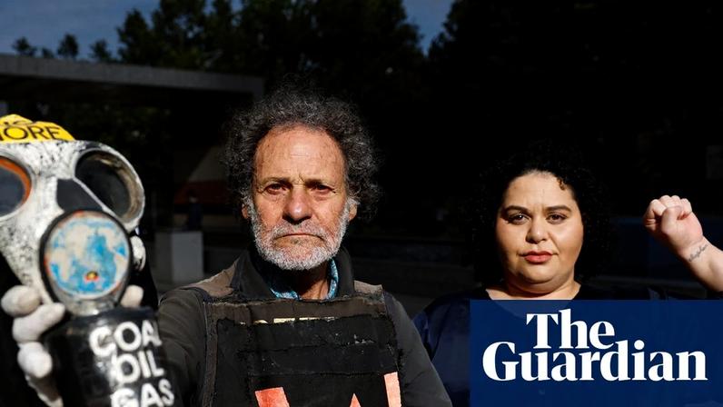 Novos poderes de revista policial em Melbourne sob contestação de ativista Greedozer