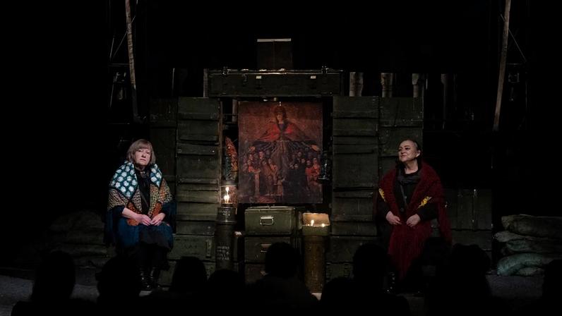 A performance of Nativity Scene. War. Poems., based on texts by Serhiy Zhadan, at the Kharkiv puppet theatre.