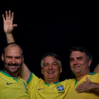 Filho de Bolsonaro entra na disputa presidencial em meio a tensões no clã