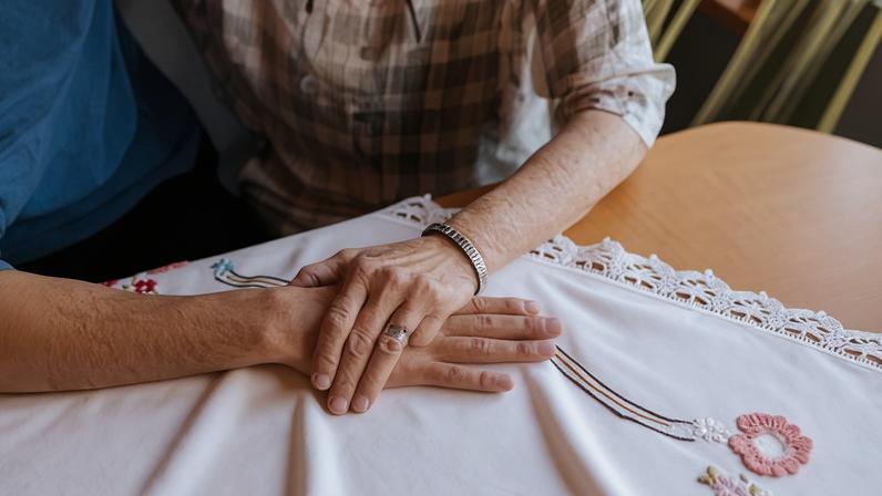 Pressão sobre o DWP por resposta enganosa a escândalo do auxílio de cuidador