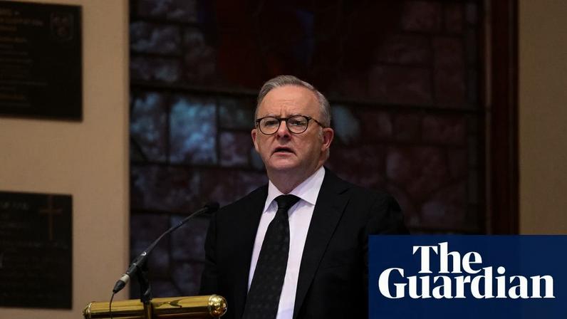 The prime minister, Anthony Albanese, speaks at the state funeral for the former Labor senator and minister Graham Richardson at St James’ Church in Sydney.