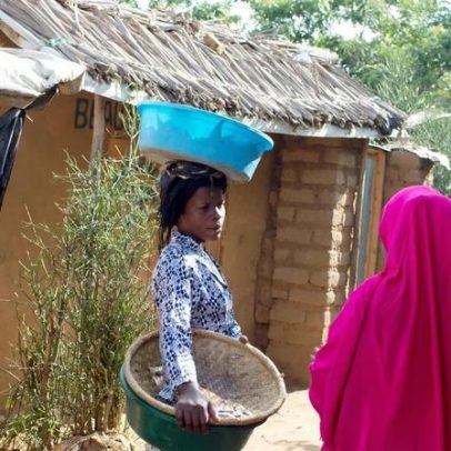Uganda interrompe concessão de refúgio a eritreus, somalis e etíopes