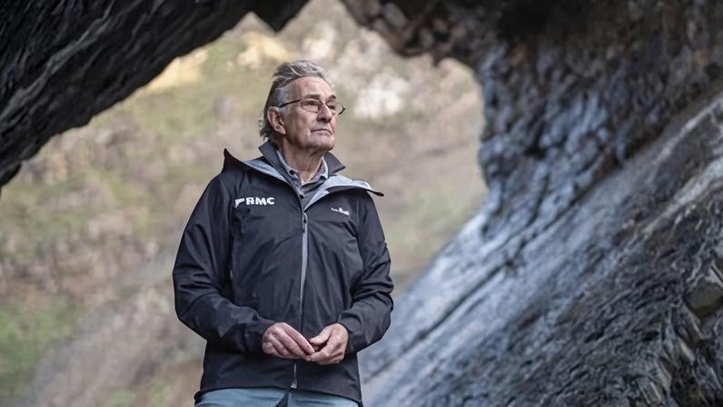 Vítima de abuso de apresentador do Jackanory diz que a escalada o salvou