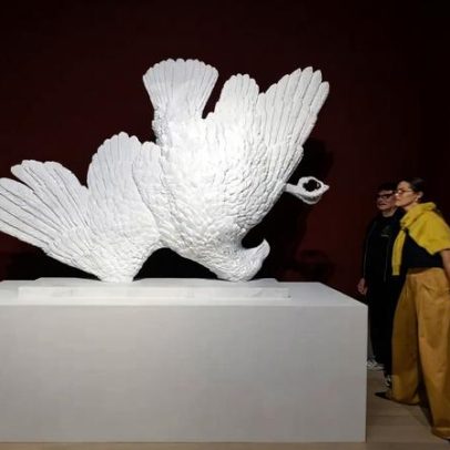 Declarações políticas em Art Basel Miami Beach são escassas, porém contundentes