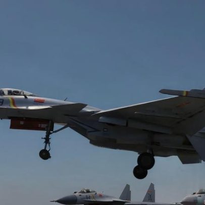 Premier japonês promete resposta firme após avião chinês travar radar em caças