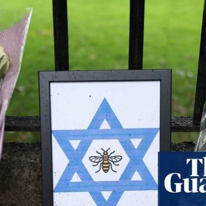 Homem acusado de crimes relacionados ao atacante da sinagoga de Manchester