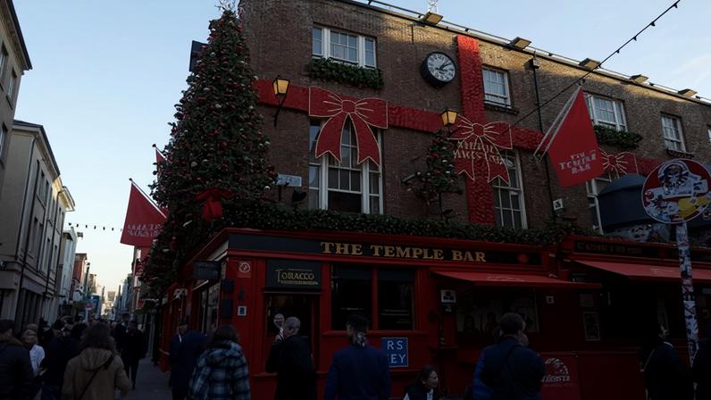 Temple Bar, em Dublin, busca mudar reputação e atrair visitantes