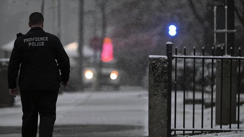 Tiroteio na Brown University: pessoa de interesse é detida; dois estudantes mortos