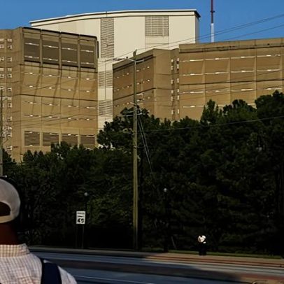 Três presos capturados na Flórida após fuga de cadeia perto de Atlanta