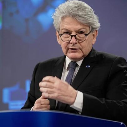 Ex-comissária da UE e ativistas banidos dos EUA em ataque a reguladores europeus