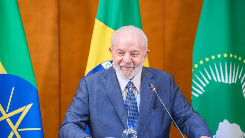 Lula nega acordo para aprovar PL da Dosimetria e afirma veto