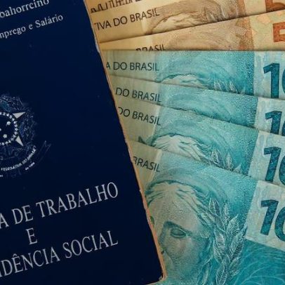 Segunda parcela do 13º salário tem prazo e multa por atraso