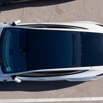 Vendas da Tesla na UE caem, rivais chineses crescem