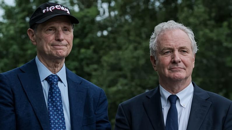 Ron Wyden (left) and Chris Van Hollen in front of the US Capitol on 5 May 2025 in Washington DC.
