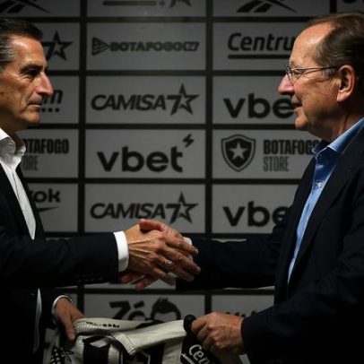 Ex-Botafogo Paiva cita vitória sobre PSG e critica Textor