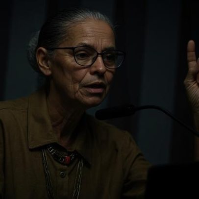 Marina Silva sofre fratura ao mover plantas em casa e é internada