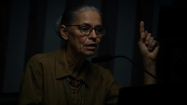 A ministra do Meio Ambiente, Marina Silva, em audiência com senadores da Comissão de Serviços de Infraestrutura. Discussão com parlamentares encerrou sessão antes do previsto. Foto: Geraldo Magela/Agência Senado