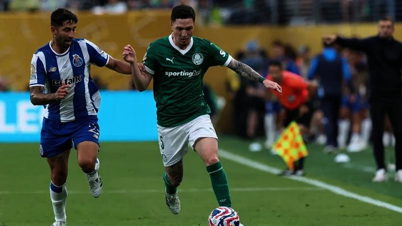 Aníbal Moreno, volante do Palmeiras, durante o Mundial de Clubes da Fifa (Foto: Cesar Greco/Palmeiras/by Canon)