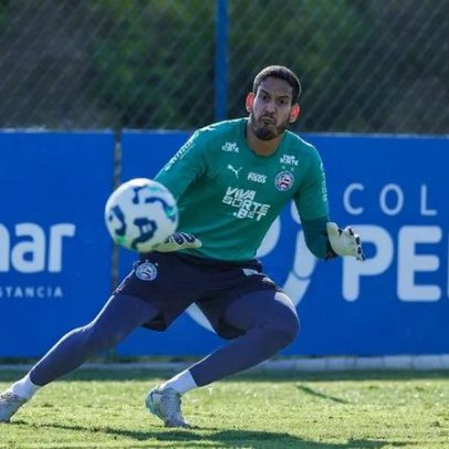 Bahia renova contrato com o goleiro Ronaldo