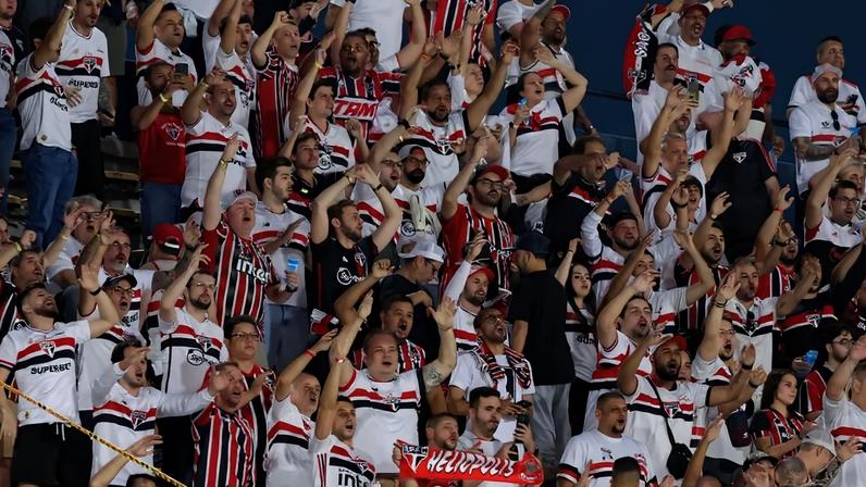 São Paulo relembra a primeira camisa e seu uniforme histórico