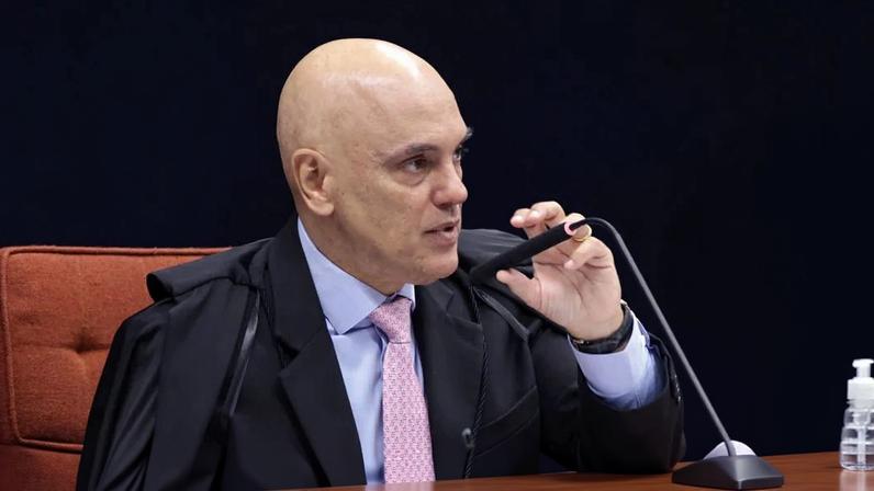 Moraes nega incluir Fux no julgamento do núcleo 2 da trama golpista