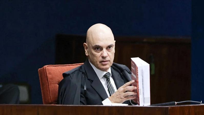 Ministro Alexandre de Moraes, durante a sessão de quarta-feira 10 no julgamento da tentativa de golpe no Supremo Tribunal Federal (STF)