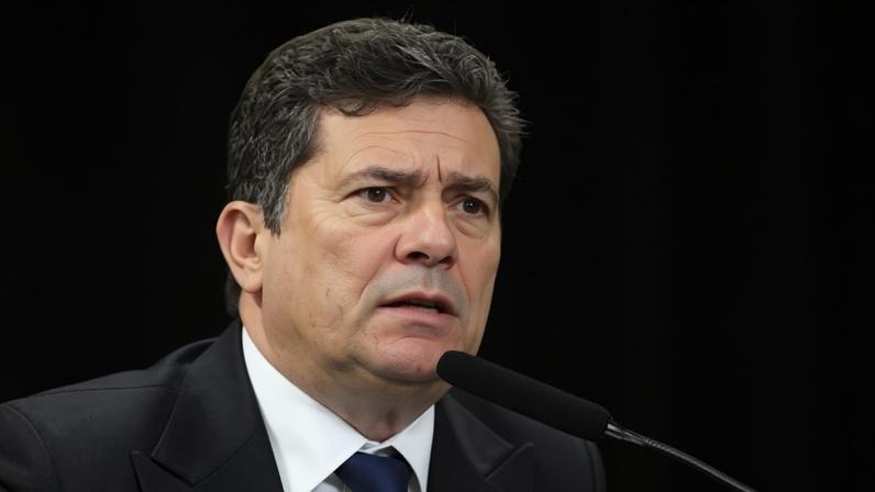 Após ser rifado pelo PP, Moro reafirma ser candidato ao governo do Paraná