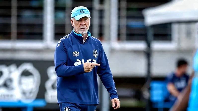 Mano Menezes pode deixar o Grêmio (Foto: Lucas Uebel/Grêmio FBPA)