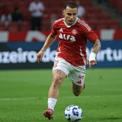 Internacional recusa proposta por volante