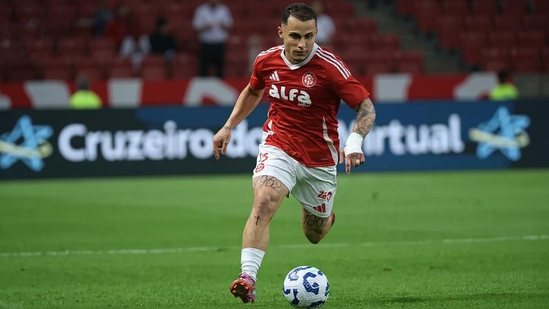 Bruno Gomes, lateral-direito do Internacional