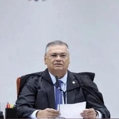 Dino impõe transparência em emendas no pagamento de profissionais da saúde
