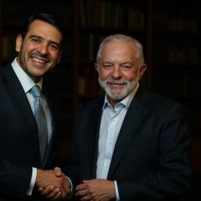 Messias celebra apoio do CFM em visita após oposição à resolução
