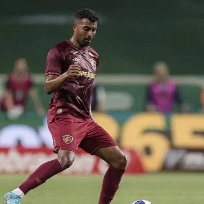 Zubeldía faz pedido ao Fluminense sobre Thiago Santos para 2026