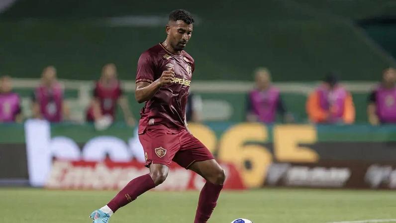 Thiago Santos em ação pelo Fluminense (Foto: Marcelo Gonçalves/ Fluminense FC)
