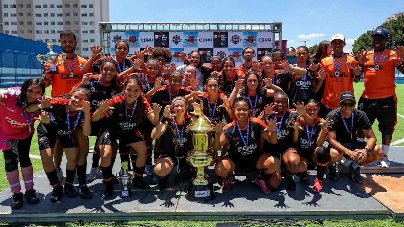 Helenense foi campeã no feminino (Foto: Divulgação)