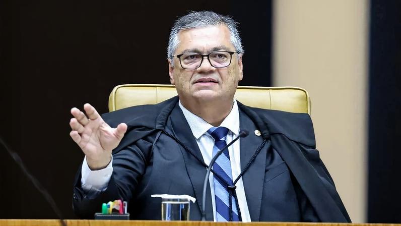 Ministro Flávio Dino na sessão plenária do STF