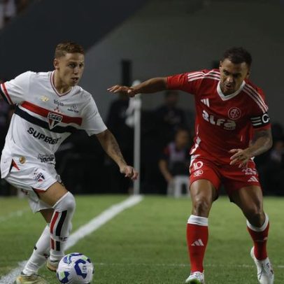 São Paulo vence Inter abatido e segue na disputa pelo G-8