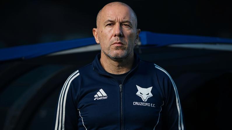 Leonardo Jardim, técnico do Cruzeiro (Foto: Gustavo Aleixo/Cruzeiro)