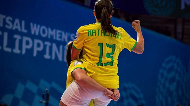 Jogadoras na semifinal de Brasil x Espanha da Copa do Mundo feminina de futsal (Foto: Fabio Souza/CBF)