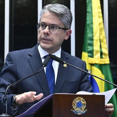 Senador propõe CPI para apurar contrato do Master com esposa de Moraes