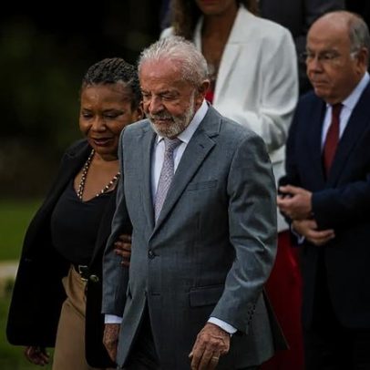 Lula revela ter encomendado sondagem de programas sociais de adversários