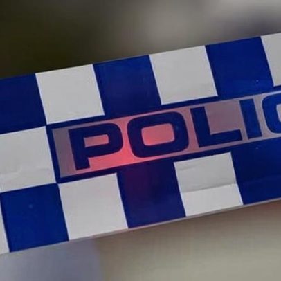 Homem é preso após mulher ser encontrada morta e outro homem ferido em Sydney