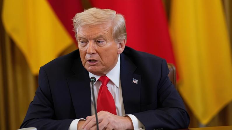 Administração Trump chama de volta quase 30 diplomatas de carreira ao redor do mundo