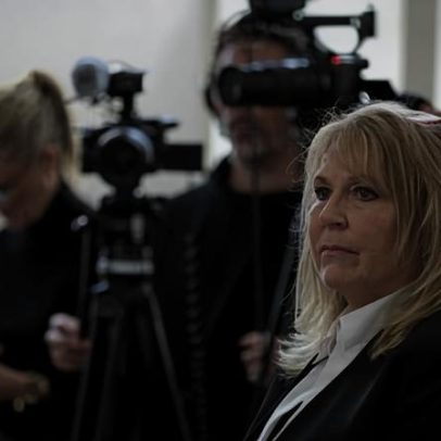 Funcionário do caso Murdaugh admite culpa por fotos gráficas da cena do crime