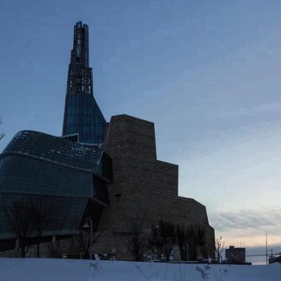 Exposição do CMHR sobre deslocamento de palestinos divide opiniões